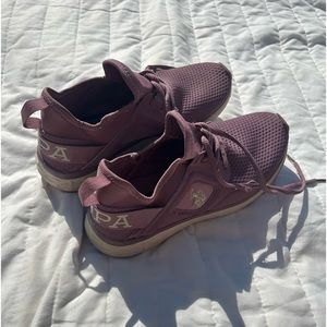 Women’s POLO lightweight running Shoes